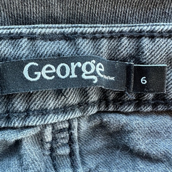 George Girls Black Distressed Jeans Size 6 - Picture 4 of 4